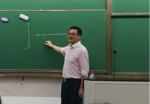 陈飞老师演示“生命弧”游戏