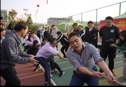 ~Q73{7{AH[(ZJ[HV[_A%(ME